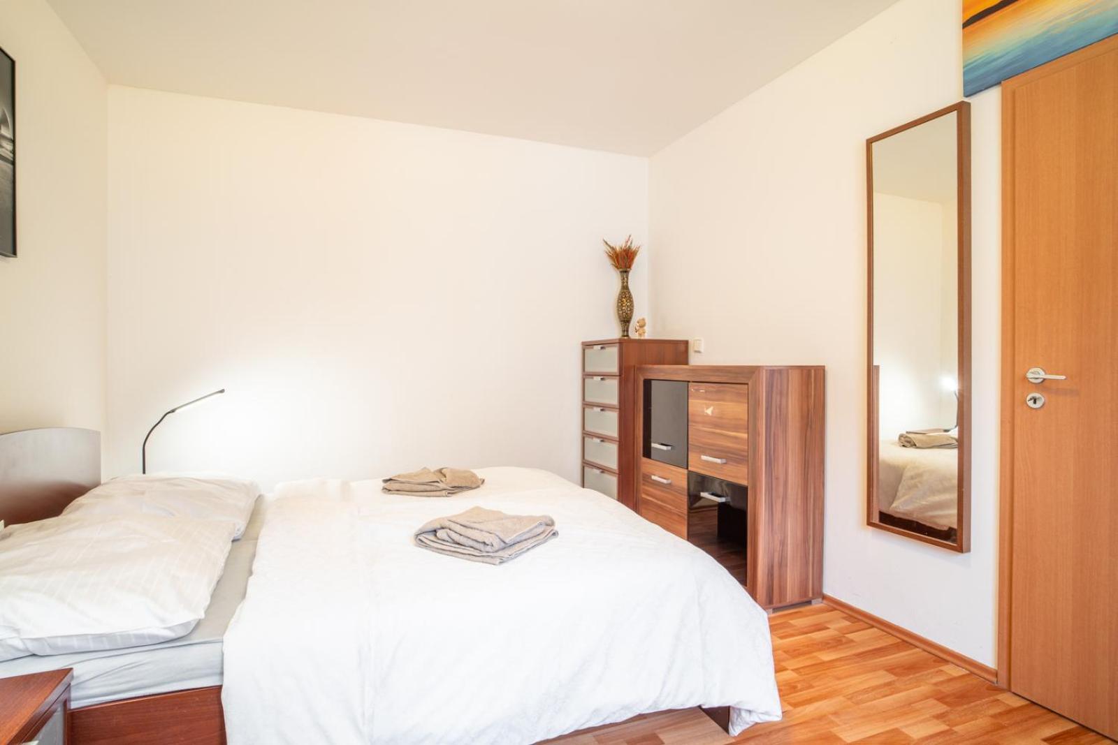 A Cozy Apartment In Bratislava Downtown Exterior photo